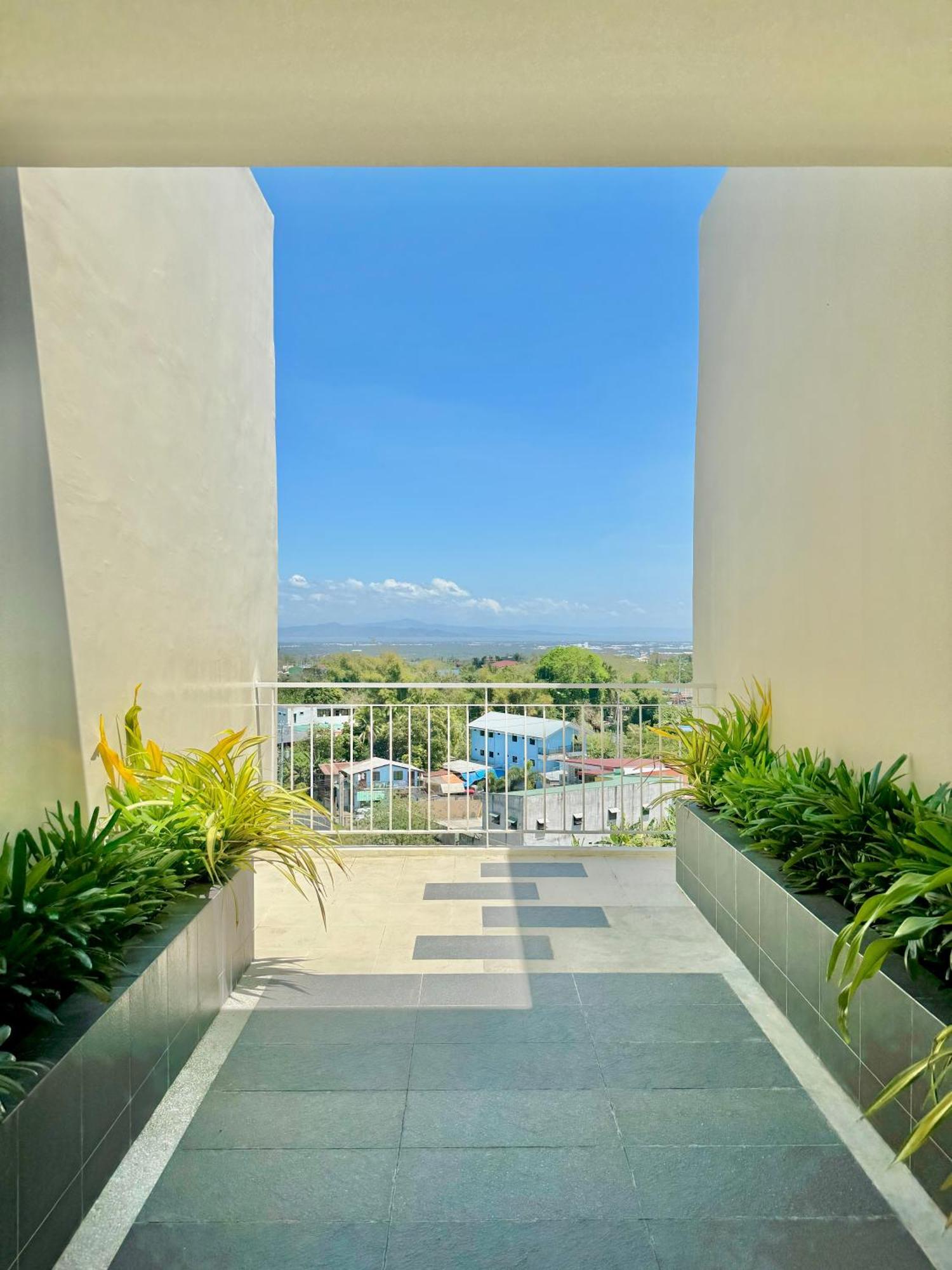 Fullerton Suites Puting Kahoy Luaran gambar