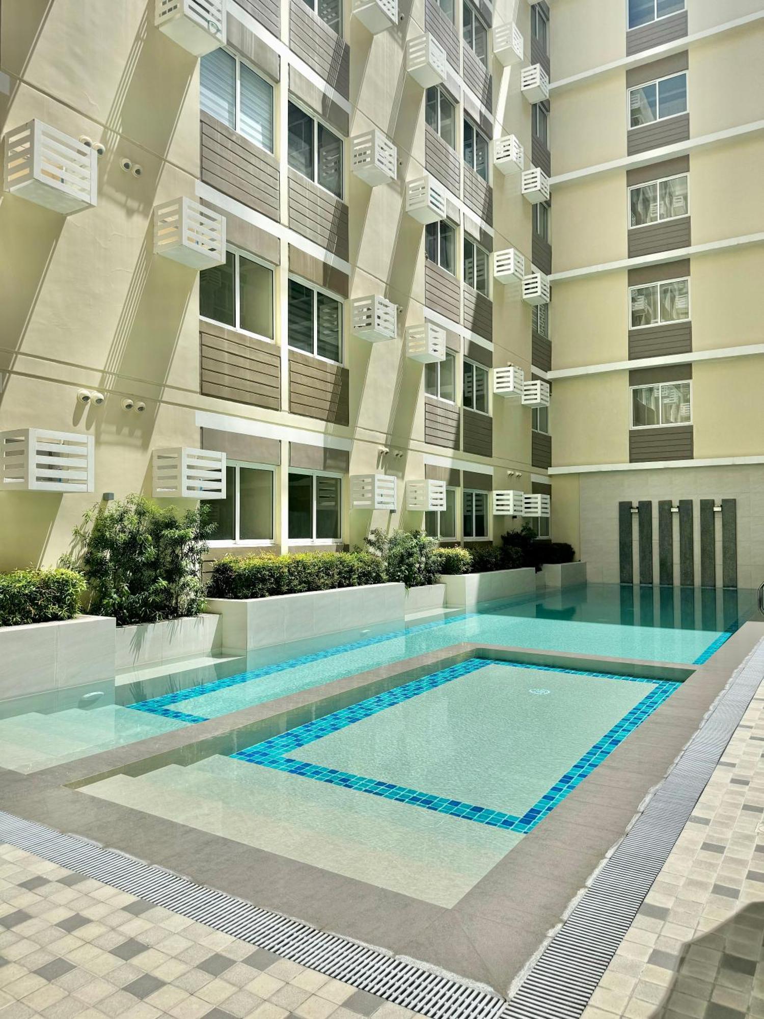 Fullerton Suites Puting Kahoy Luaran gambar